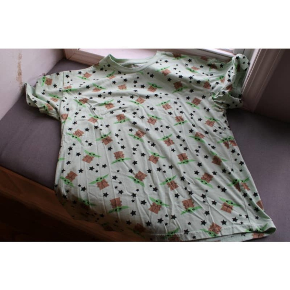 Star Wars Baby Yoda adult women's print t-shirt